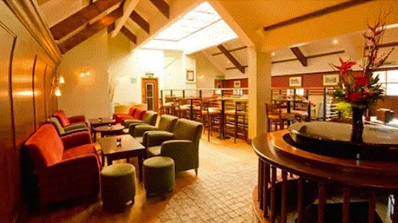 Court Yard Hotel