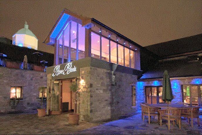 Court Yard Hotel