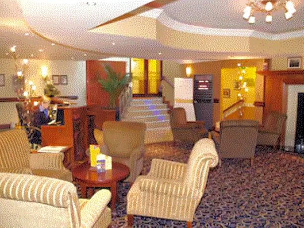 Court Yard Hotel