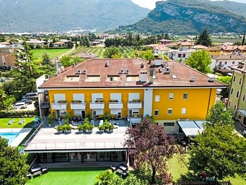 Hotel Campagnola Riva del Garda