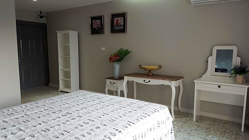 Marisa Residence