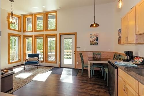 Hoh Valley Cabins at Elk Meadows