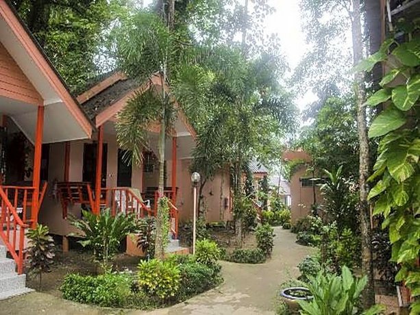 Sea Flower Resort