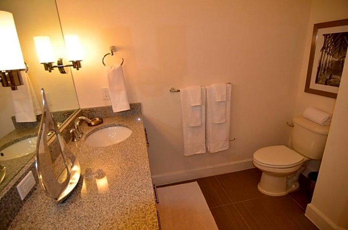 Serenity 17440 - Three Bedroom Townhome with Private Splash Pool