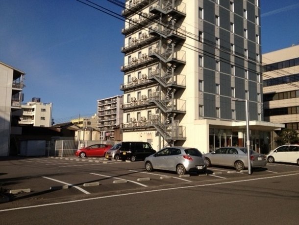 A Suehiro Hotel