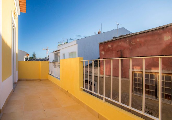 B34 - Central Townhouse in Lagos