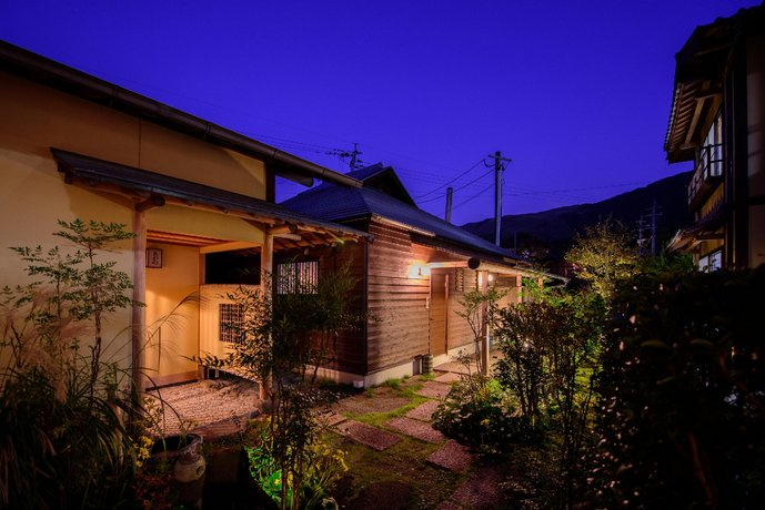 Yufuin Onsen Wafu Ryokan Tsuenosho