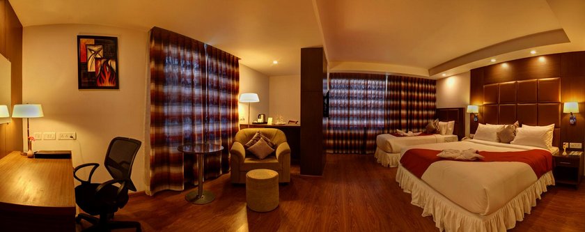 OYO 642 The Atrium Boutique Hotel
