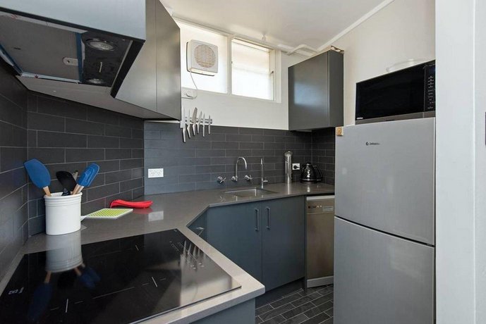 Stunning Ocean View Apartment Sydney