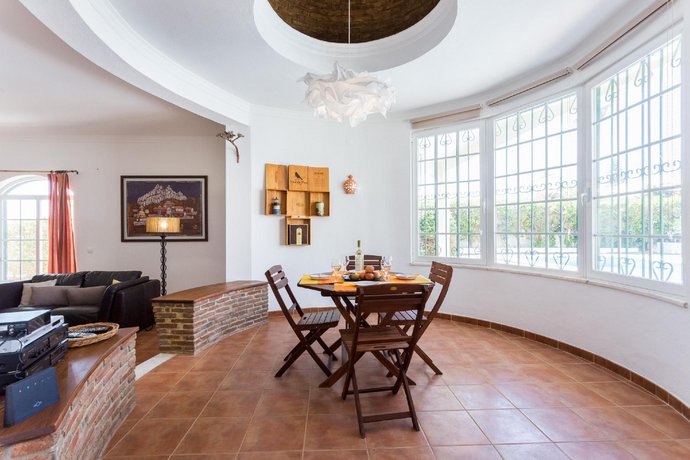Villa Paraiso da Luz by Seewest