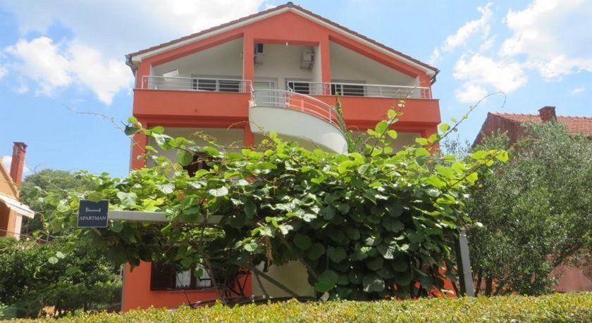 Apartments Visnja Biograd na Moru