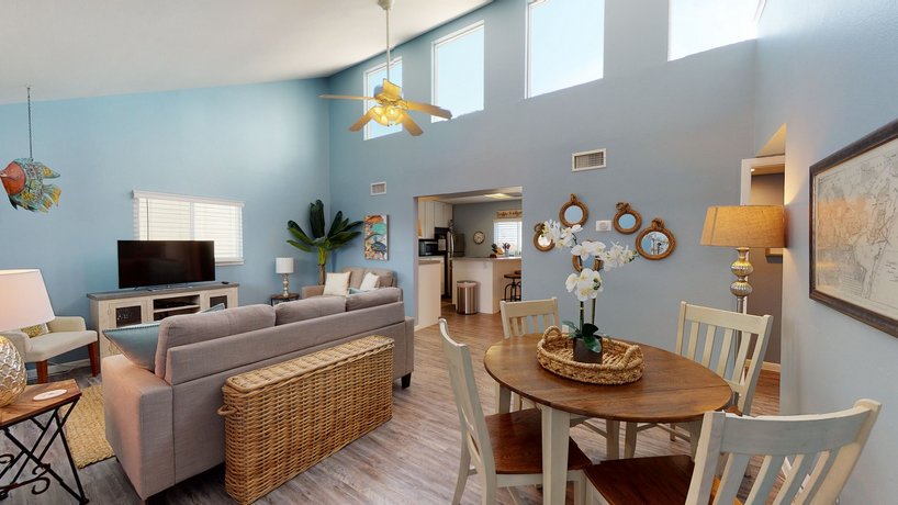 7th Street Retreat Home