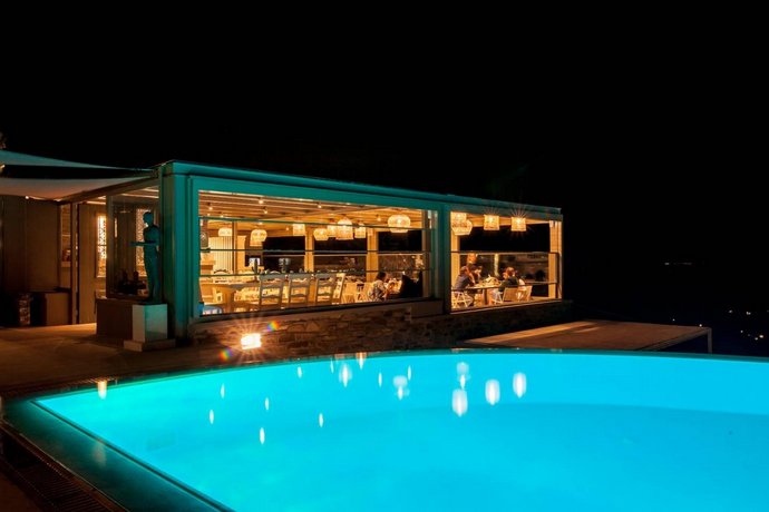 Aeolis Tinos Suites