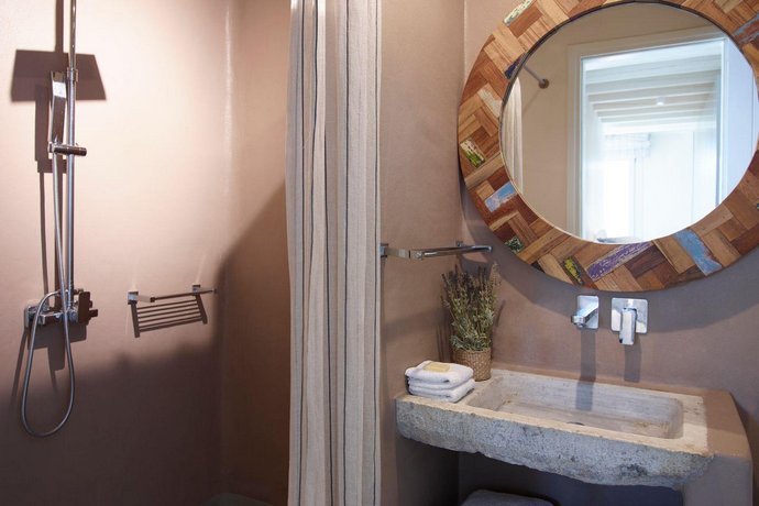 Aeolis Tinos Suites