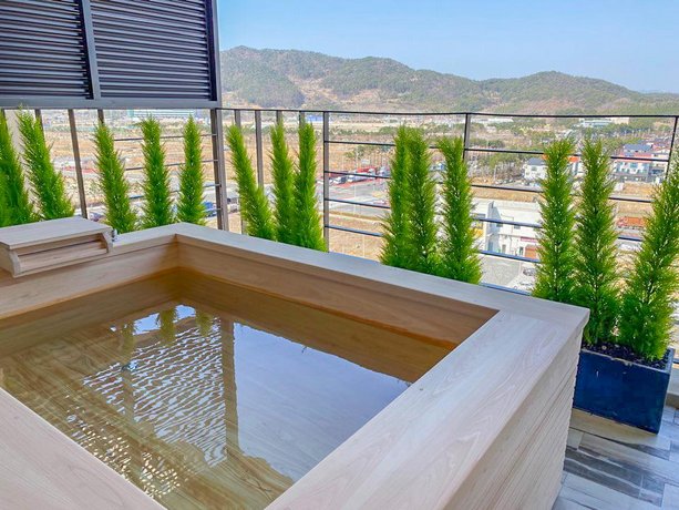 Best Louis Hamilton Hotel West Busan