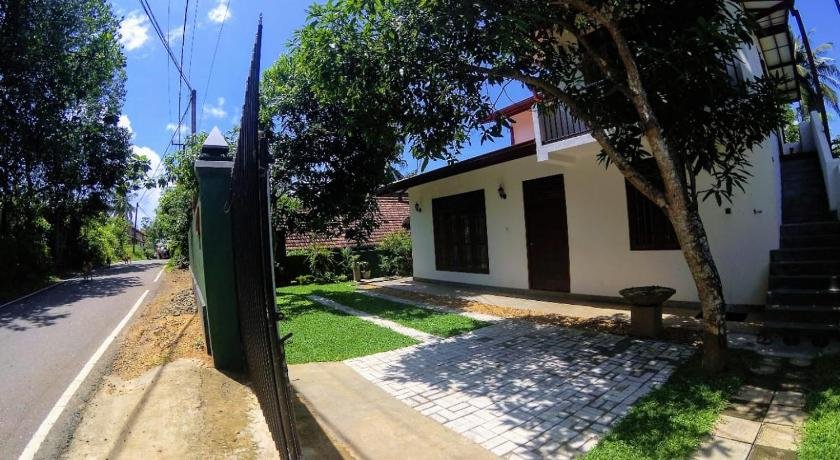 Top Mount Villa
