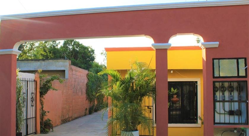 Casa Yaxkiin