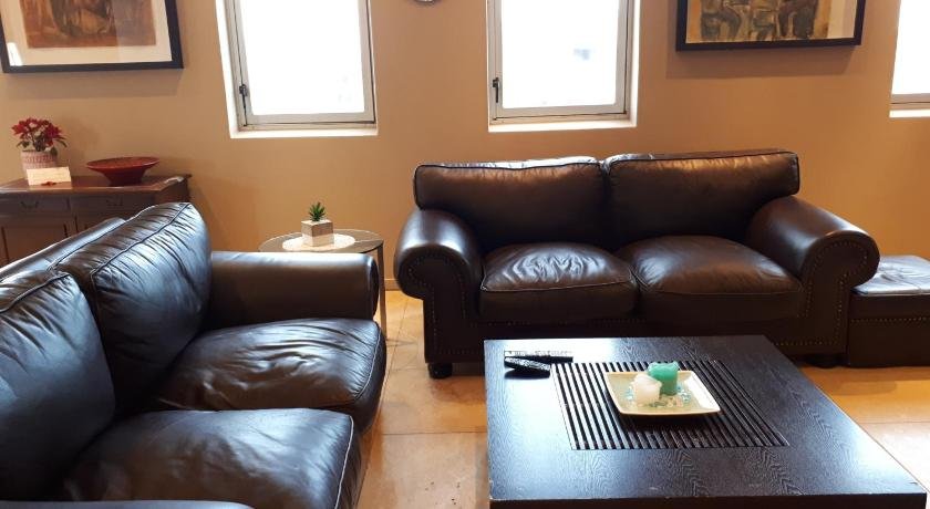 1403 Franklin Luxury Apartments