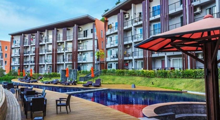 Studio Condo in Replay E305 - across the road from Bangrak Beach