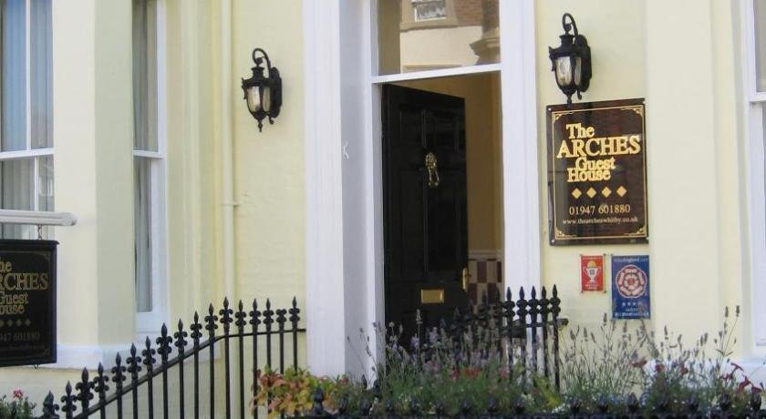 The Arches Guest House Whitby