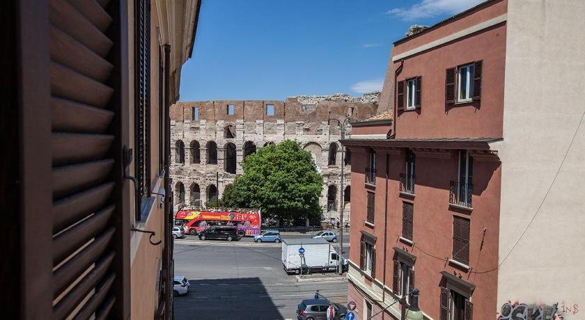 Aurora al Colosseo