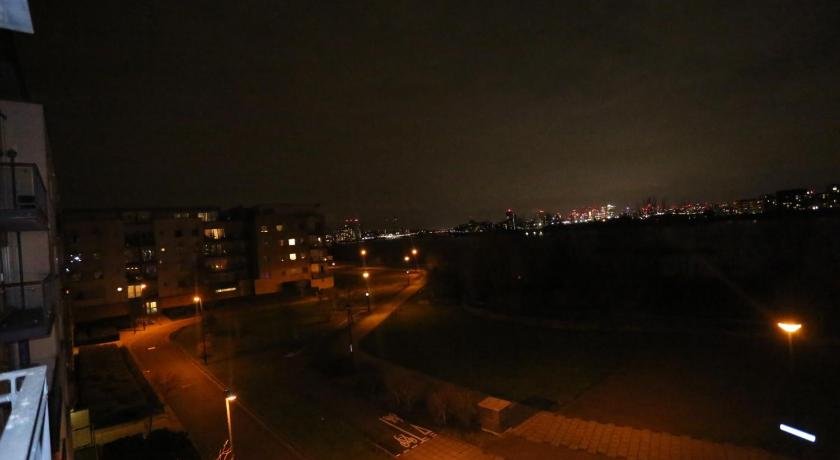Hill House Riverview Apartment