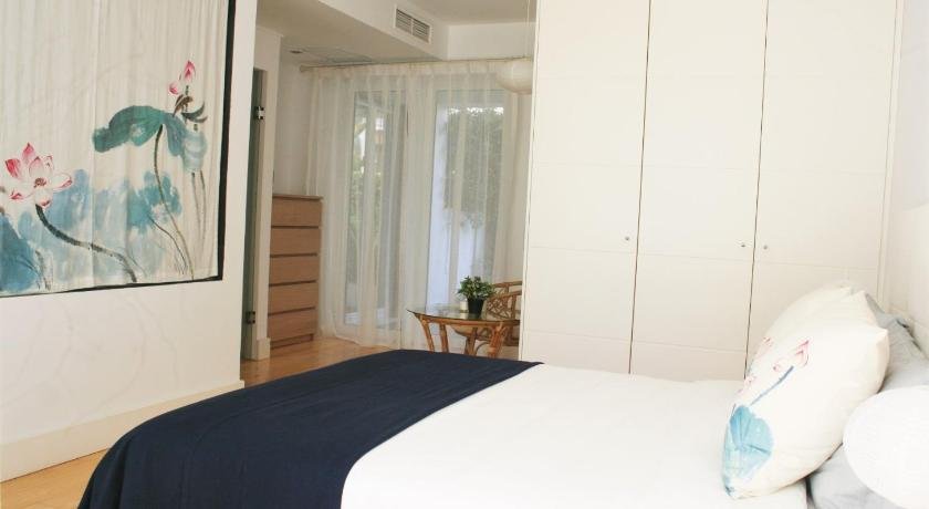Charming Estoril Apt Beach 5 Min Walk