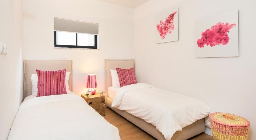 3 Bedroom Frishman Beach