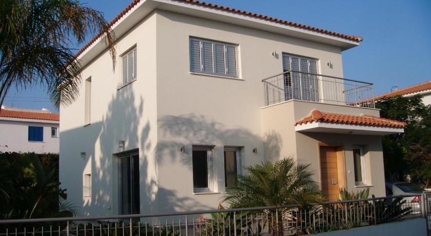 Family Home Protaras
