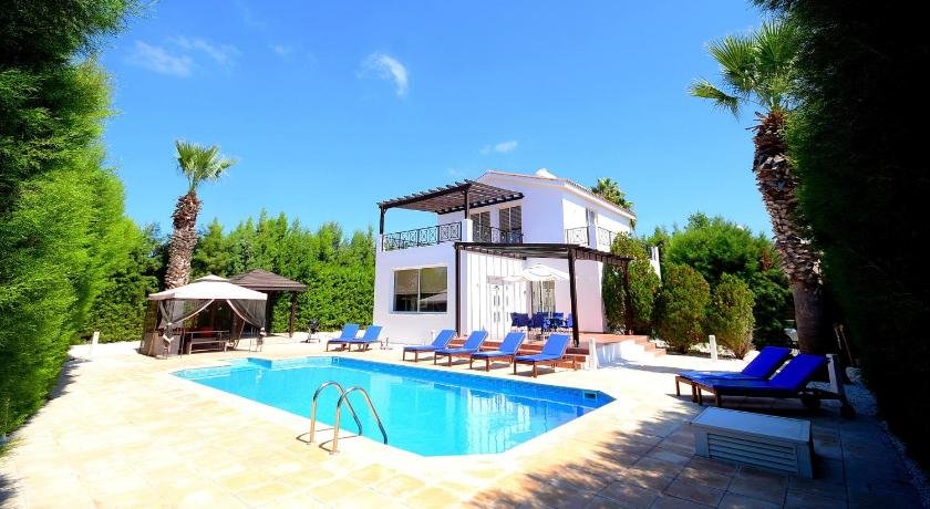 Villa Artemisia Coral Bay