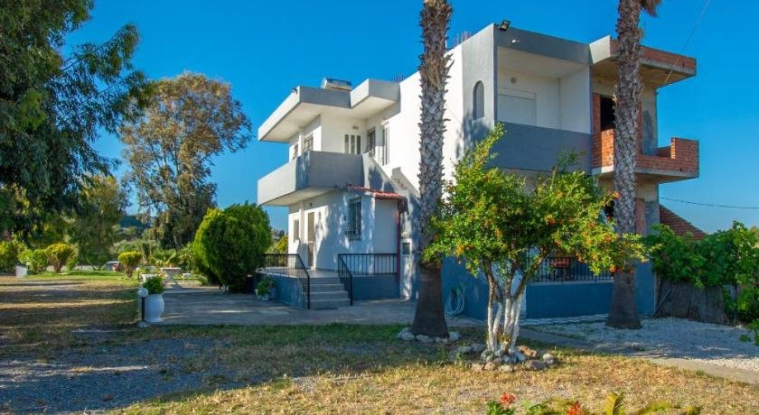 Rodia Apartments