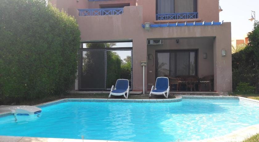 Cancun villa with private pool