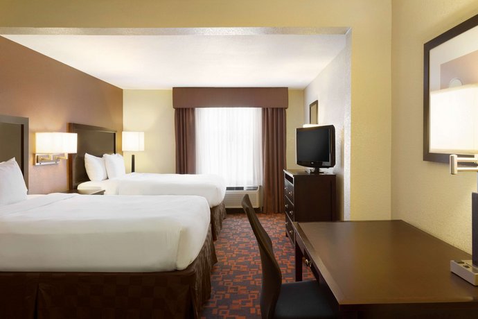 Country Inn & Suites by Radisson Wolfchase-Memphis TN