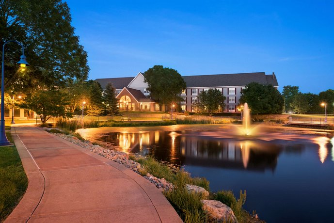 Country Inn & Suites by Radisson Madison WI