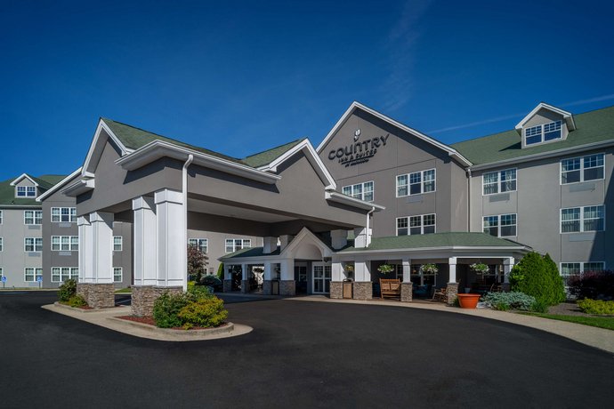 Country Inn & Suites by Radisson Beckley WV