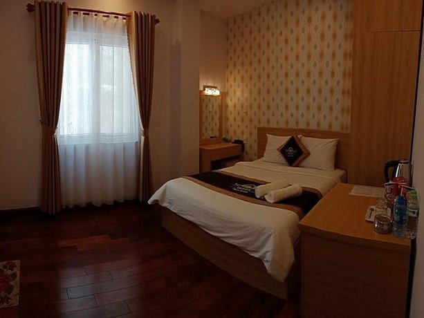 Queen Villa 2 Hotel