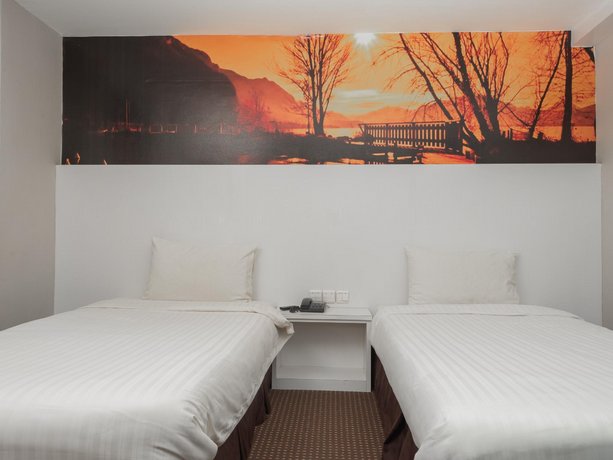 Riverfront Inn