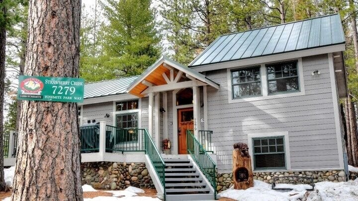 Scenic Wonder Creek Cabin 3 Bedroom Loft