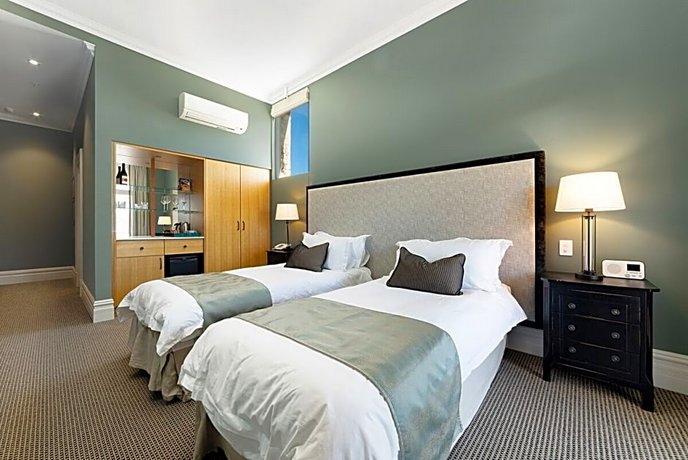 The National Hotel
