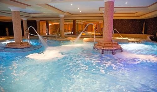 Vital Suites Residencia Salud & Spa