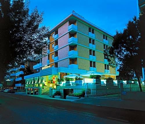 Hotel Continental Bibione Bibione Thermae Italy thumbnail