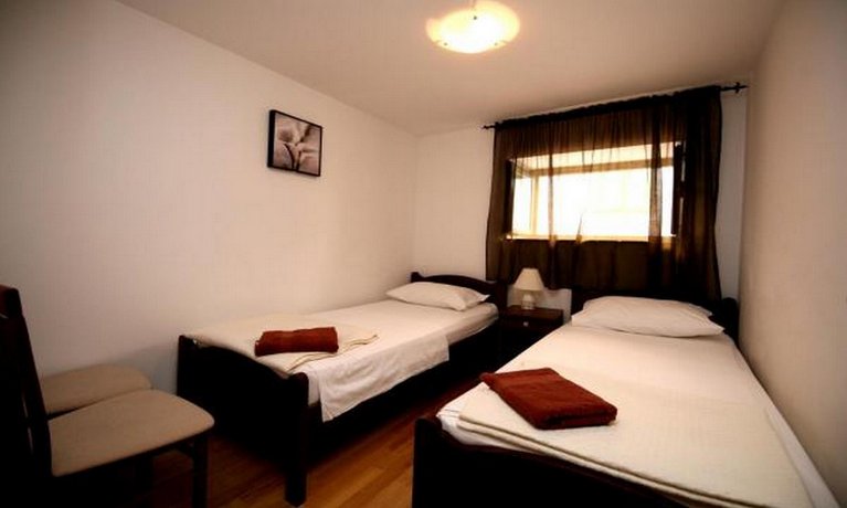 Apartment Dujas