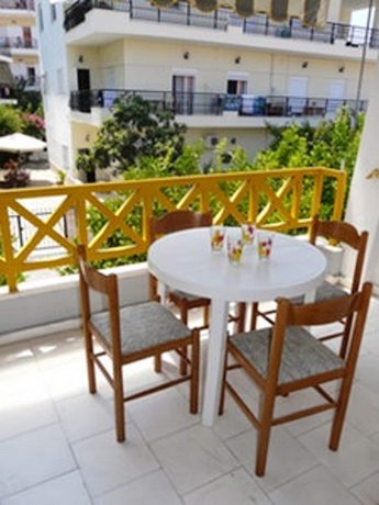 Apartment With one Bedroom in With Wonderful sea View Balcony and Wifi