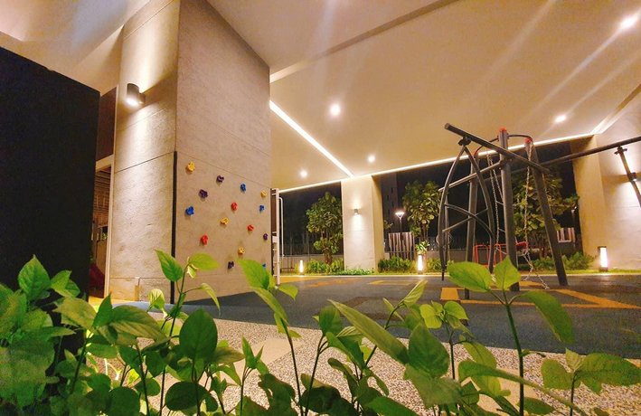 Beautiful Relaxing Home in SkyArena Ascenda 3-6pax