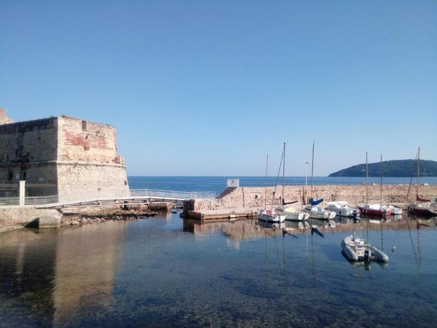APPART atypique a 50M plages