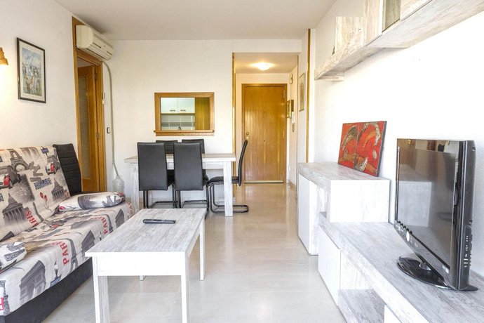 Apartment With one Bedroom in Salou With Pool Access and Terrace - 400 m From the Beach