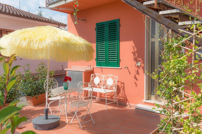 Apartment With 2 Bedrooms in Borgo A Buggiano With Furnished Terrace and Wifi - 51 km From the Beac image 1
