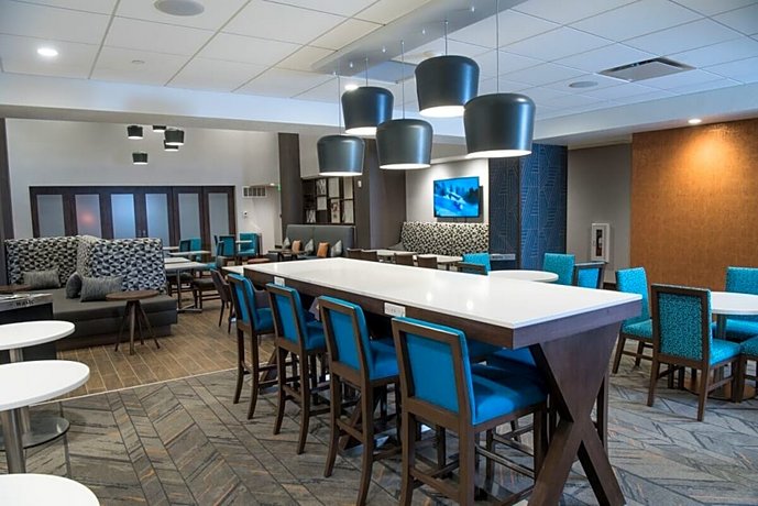 Hampton Inn & Suites Rapid City Rushmore SD