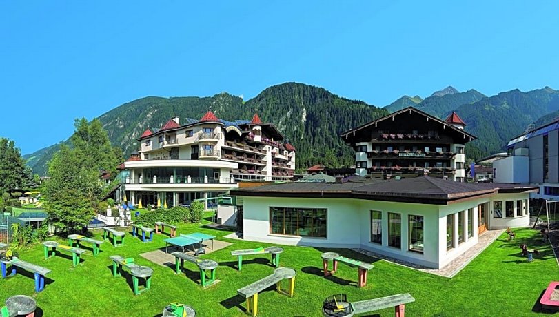 Sport & Spa Hotel Strass