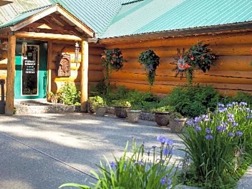 A Taste of Alaska Lodge